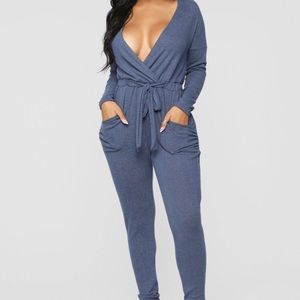 Fashion nova jumpsuit